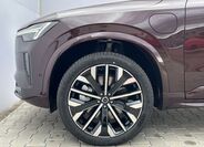 Volvo XC90 25