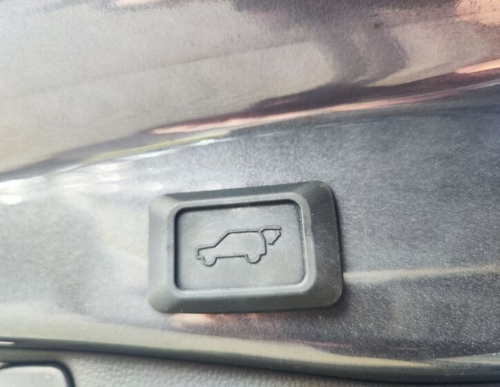Toyota RAV4 10