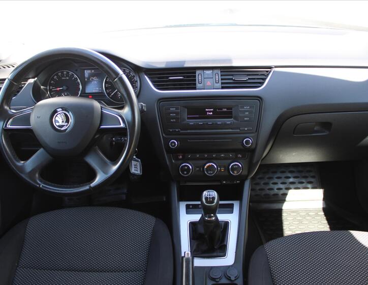 Škoda Octavia 13