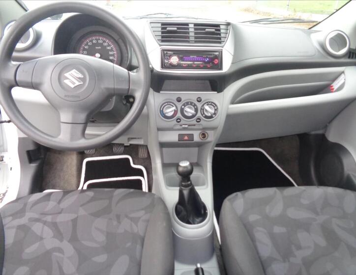 Suzuki Alto 11