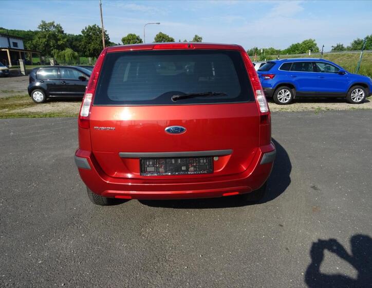 Ford Fusion 8