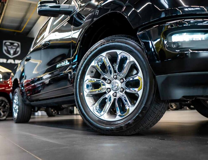 Dodge RAM 39