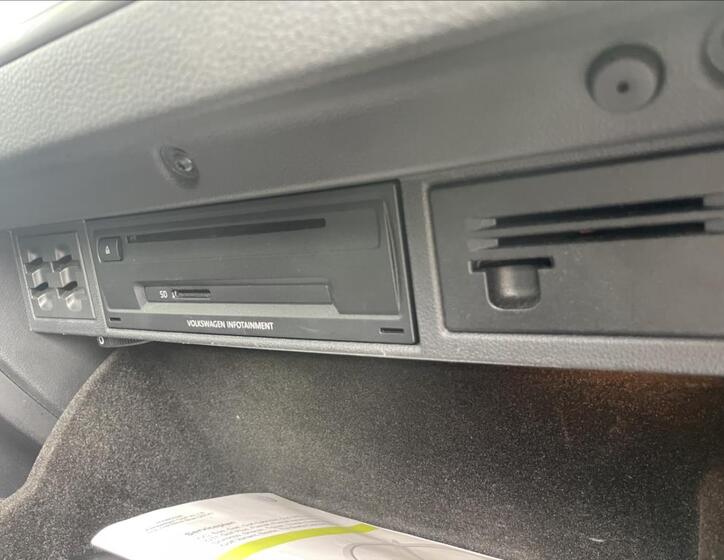 Volkswagen Golf 32