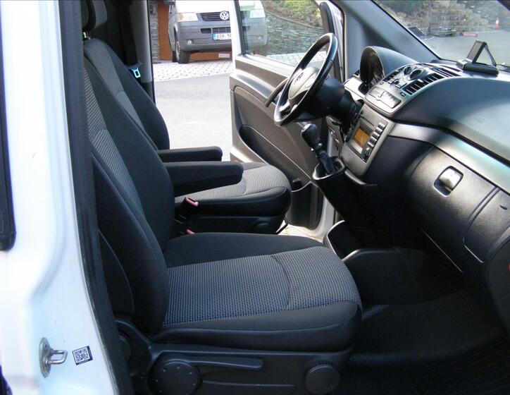 Mercedes-Benz Vito 26