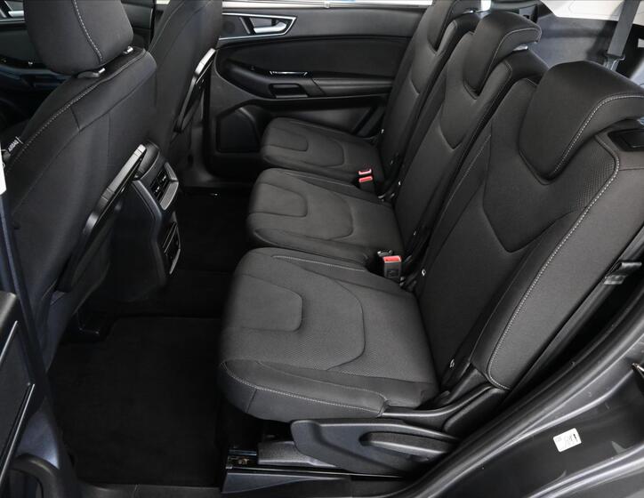 Ford S-MAX 9