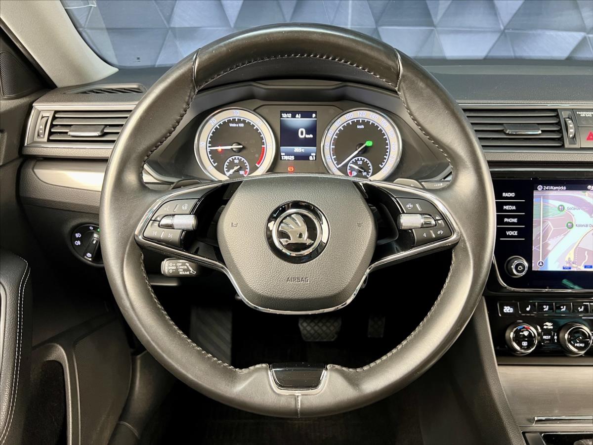 Škoda Superb