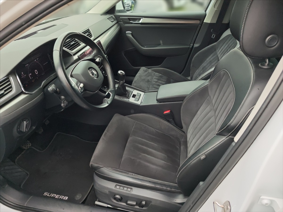 Škoda Superb