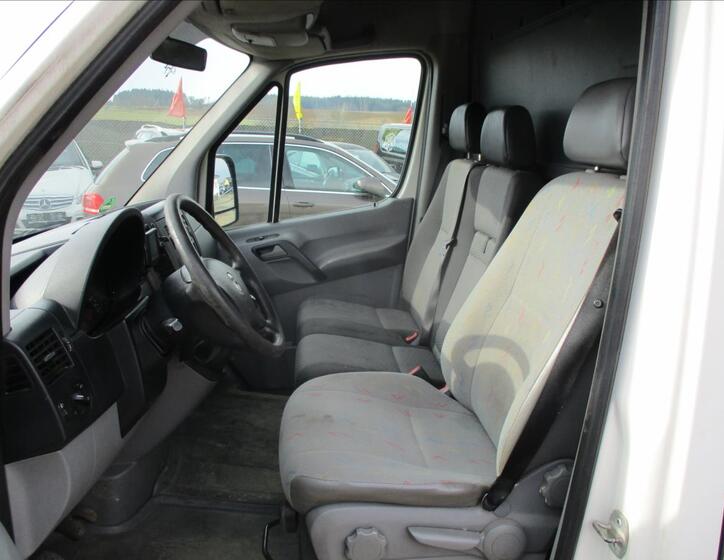Volkswagen Crafter 8