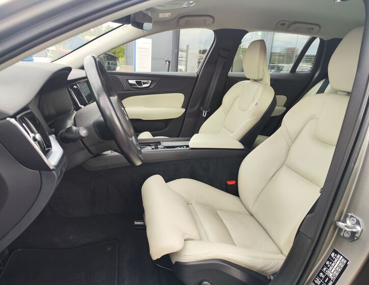 Volvo V60 15