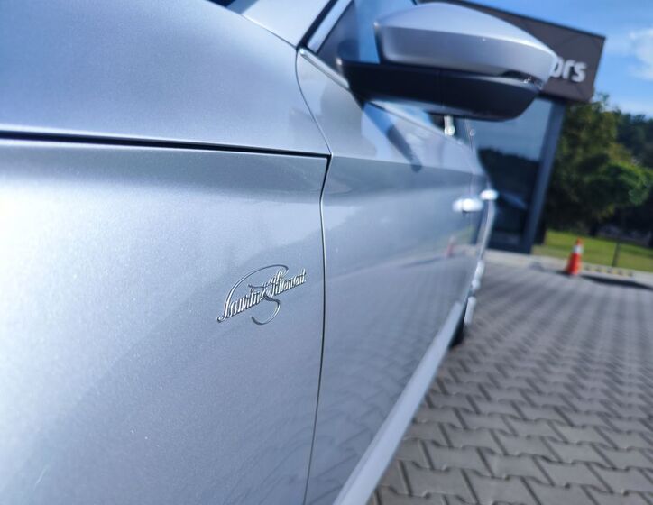 Škoda Superb 12