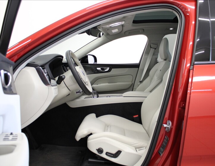 Volvo XC60 6