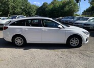 Hyundai i30 4