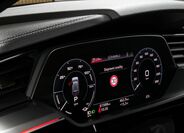 Audi e-tron 37