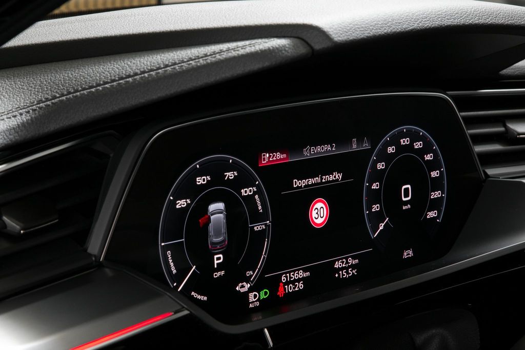 Audi e-tron