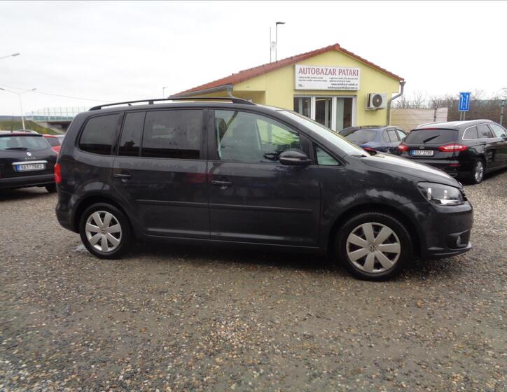 Volkswagen Touran 7