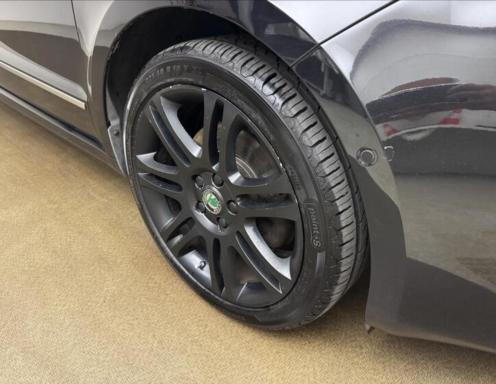 Škoda Superb 44