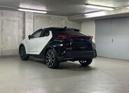 Toyota C-HR 7