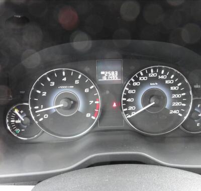 Subaru Legacy 18
