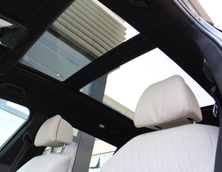 BMW X7 23