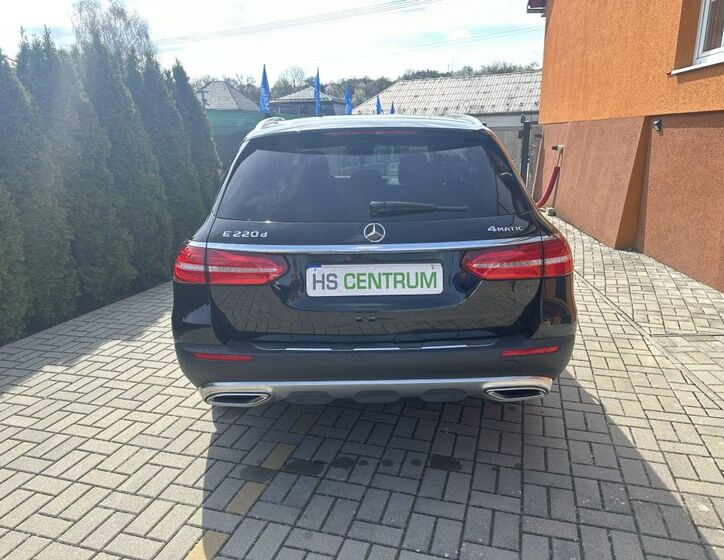 Mercedes-Benz Třídy E 4