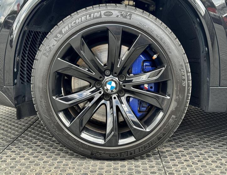 BMW X5 44