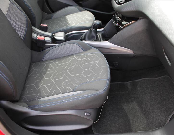 Peugeot 2008 26