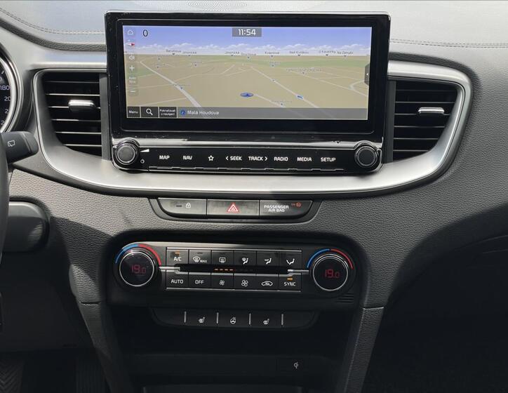 KIA Ceed 11