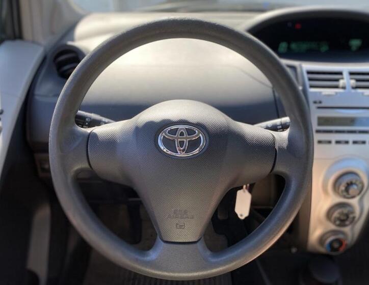 Toyota Yaris 13