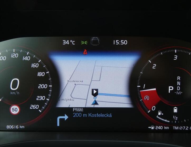 Volvo XC60 13