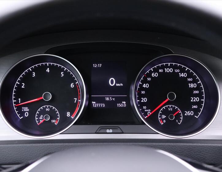 Volkswagen Golf 19