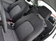 Volkswagen New Beetle 14