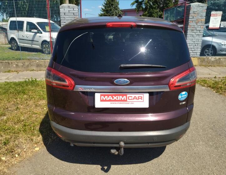 Ford S-MAX 6