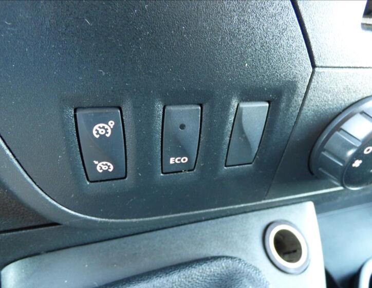 Renault Master 25