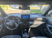 Toyota Yaris Cross 10