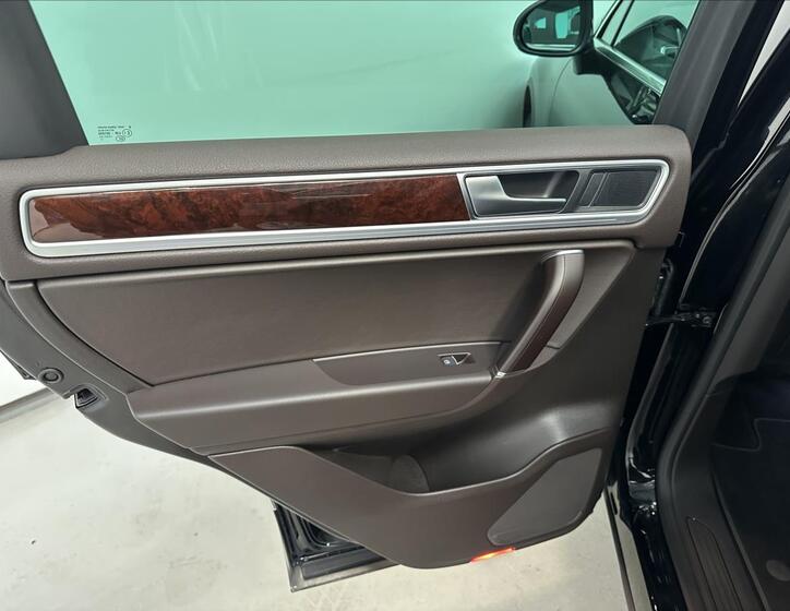 Volkswagen Touareg 27
