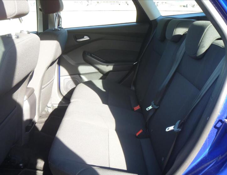 Ford Focus 11