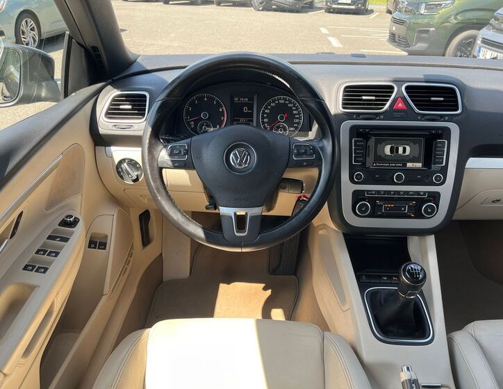 Volkswagen EOS 9