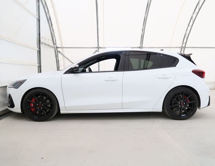 Ford Focus 11