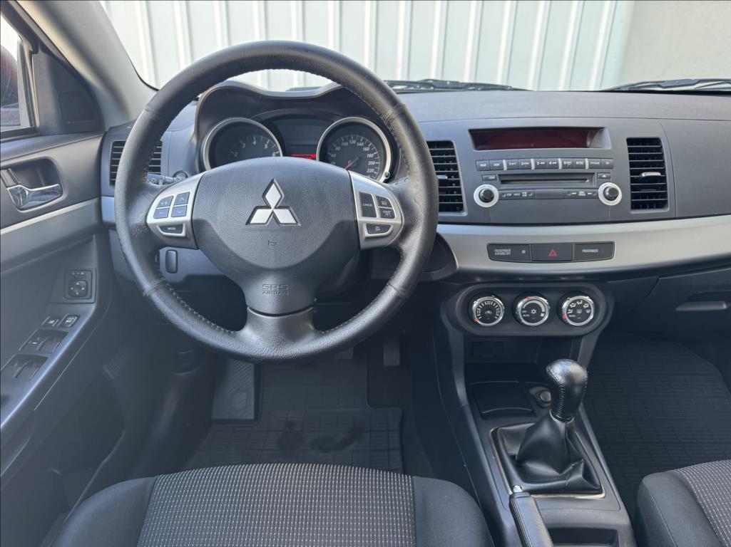Mitsubishi Lancer