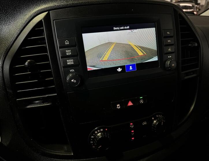 Mercedes-Benz Vito 26
