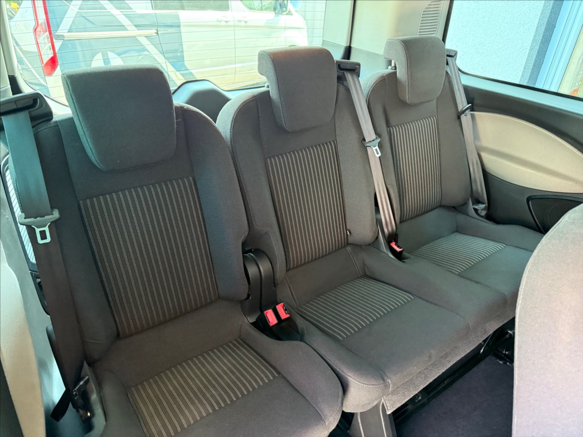 Ford Tourneo Custom