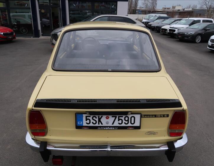 Škoda 105 8