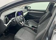 Volkswagen Golf 22
