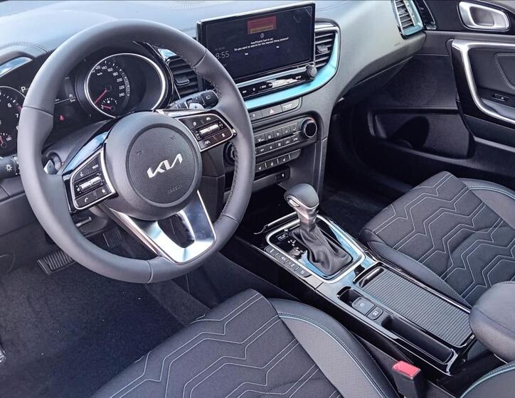 KIA XCeed 8