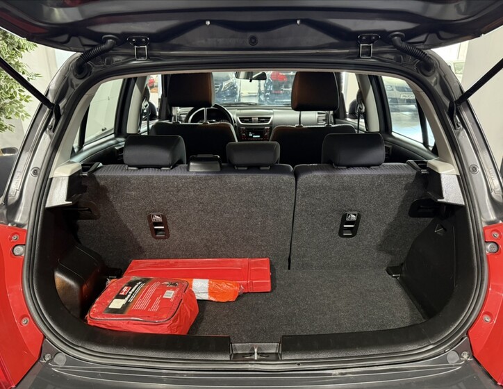 Suzuki Swift 22