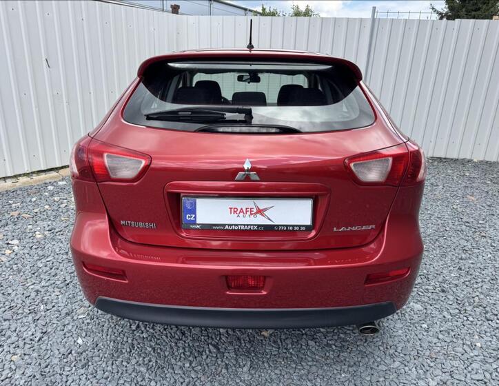 Mitsubishi Lancer 11