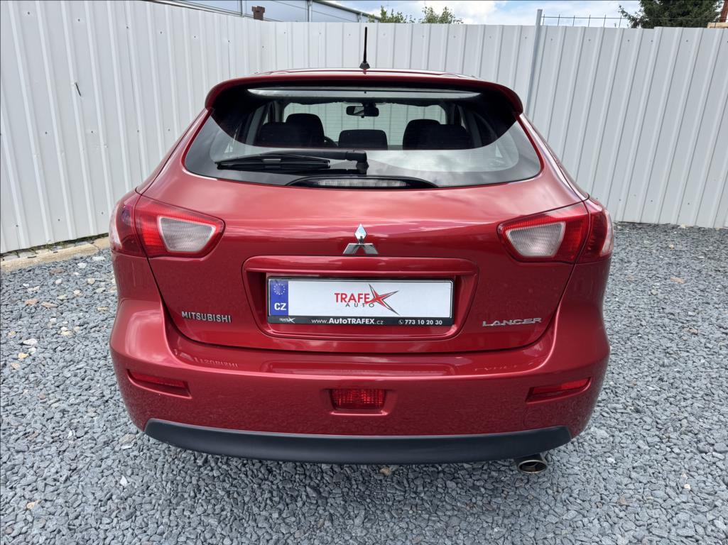 Mitsubishi Lancer