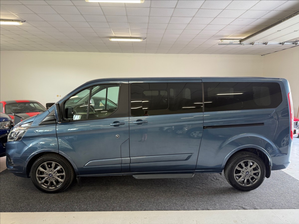 Ford Tourneo Custom