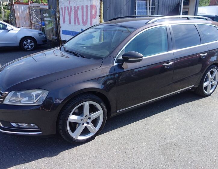 Volkswagen Passat 2