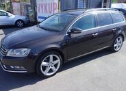 Volkswagen Passat 2